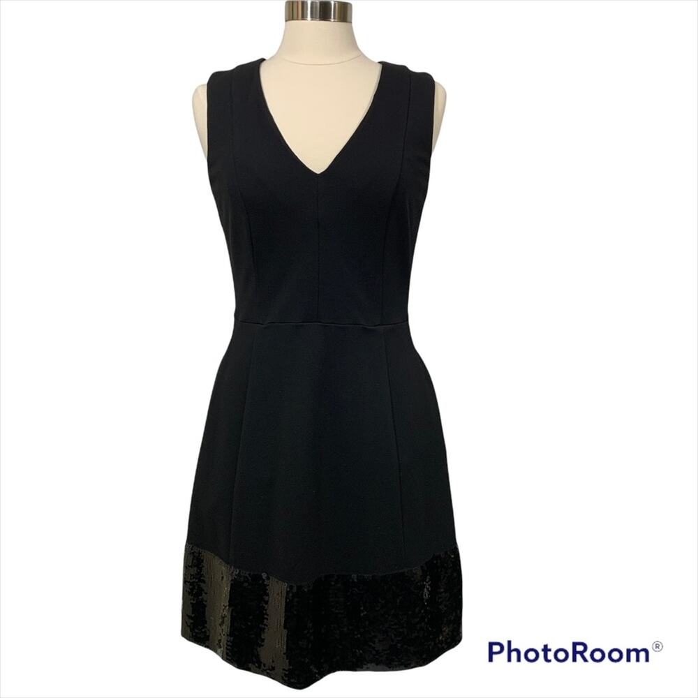 Julie Brown New York Dress Sleeveless Sequin V-neck Cocktail Party Dress Pockets